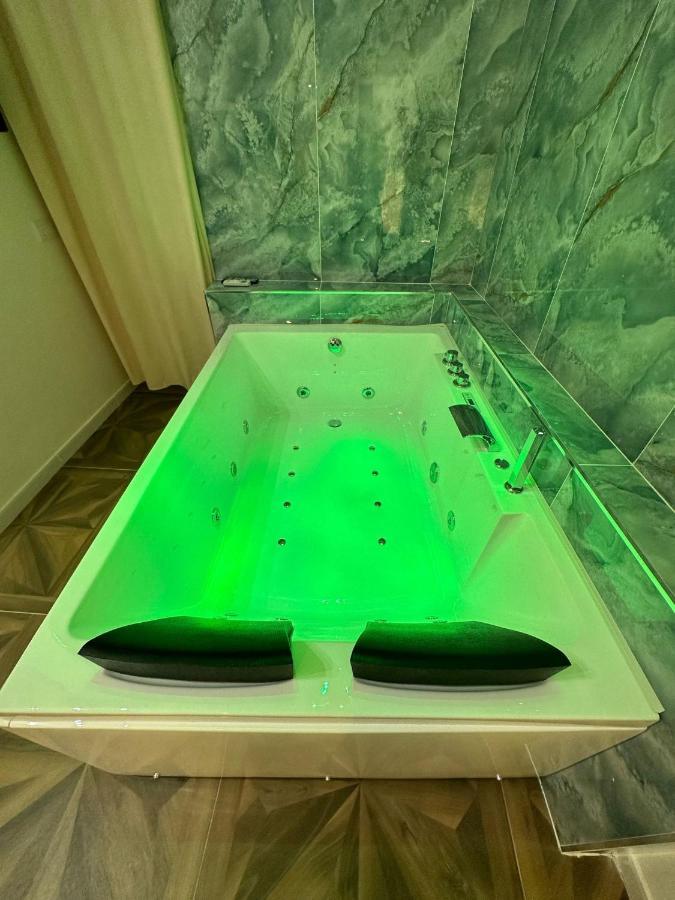 San Ferdinando Suite Room Napoli Eksteriør billede