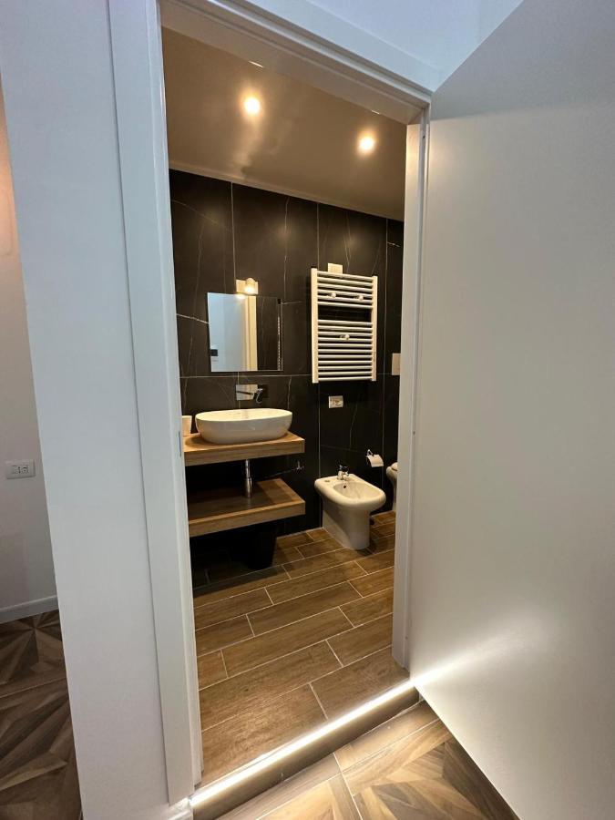 San Ferdinando Suite Room Napoli Eksteriør billede