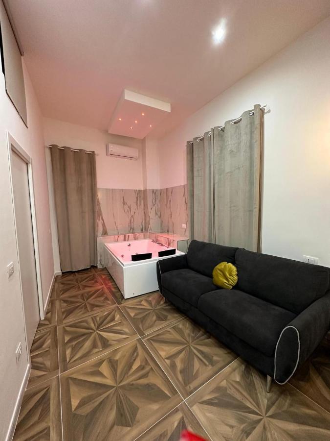 San Ferdinando Suite Room Napoli Eksteriør billede